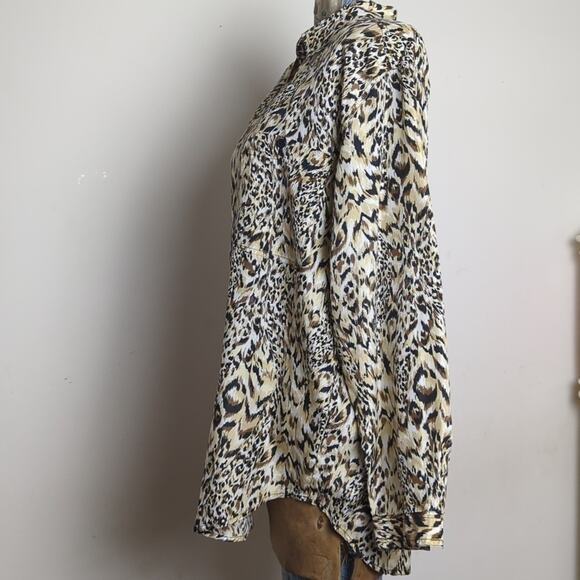 Vintage Boho Silk Animal Print Blouse Women's Medium Oversized - Picture 3 of 7